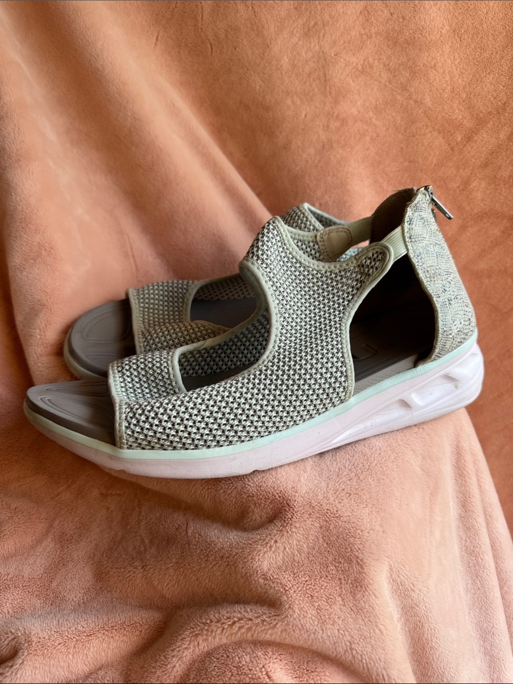 JBU Sport Sandals Light Green Womens 11M